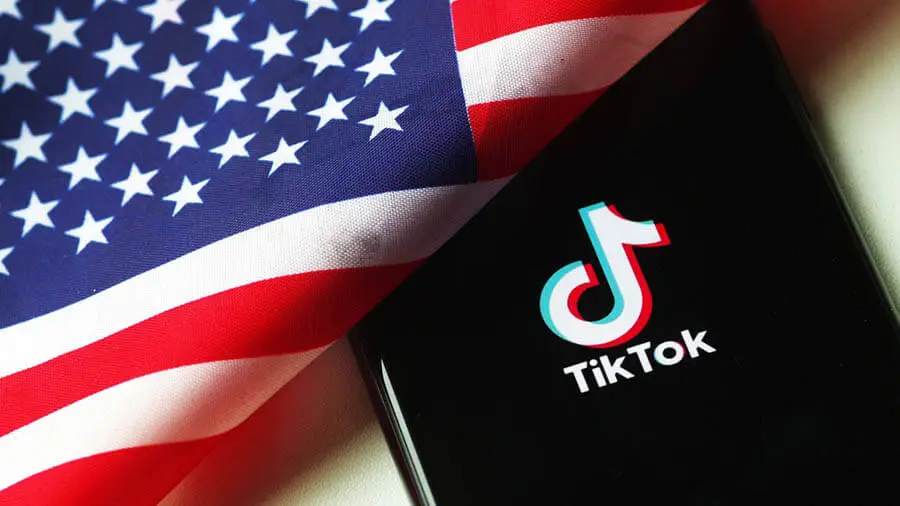 Трамп Жоғарғы сотты TikTok-қа тыйым салуды тоқтатуға шақырды