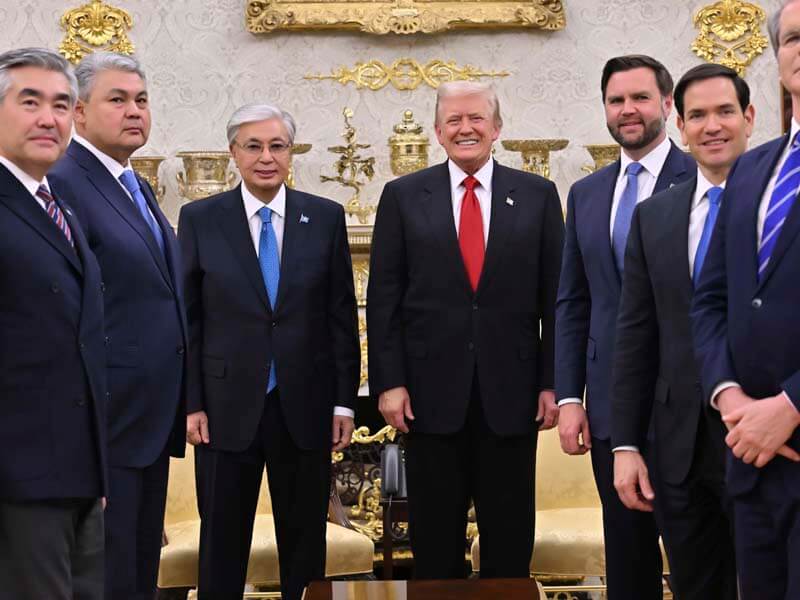 Қазақстан Президенті Тоқаев АҚШ президентімен кездесті Қазақстан Президенті Тоқаев АҚШ президентімен кездесті