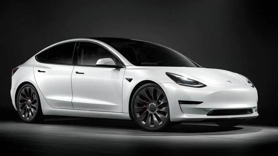 Tesla Model 3 моделі